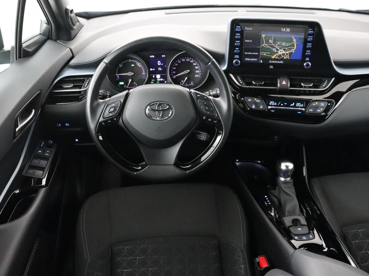 Hoofdafbeelding Toyota C-HR