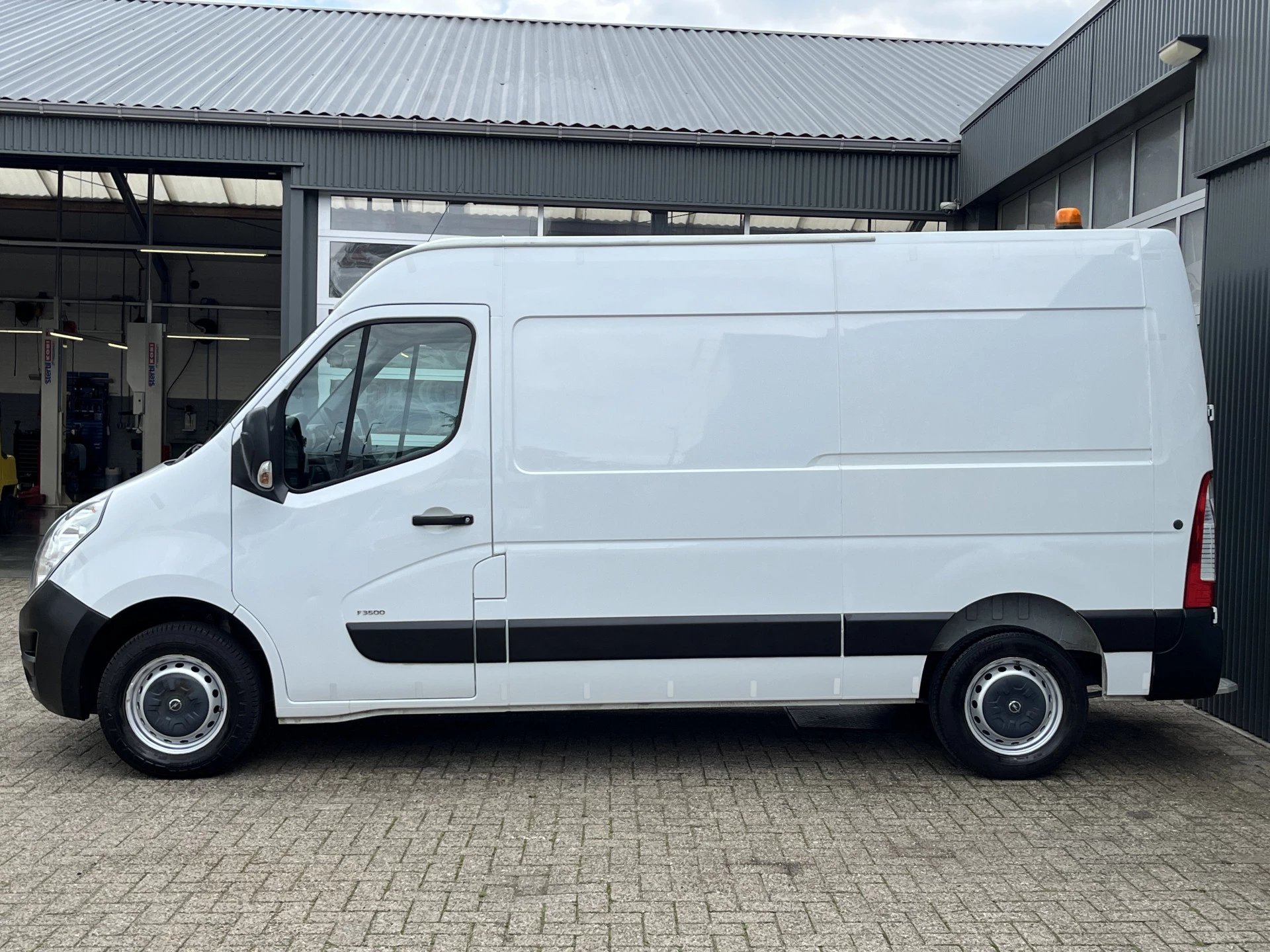 Hoofdafbeelding Opel Movano