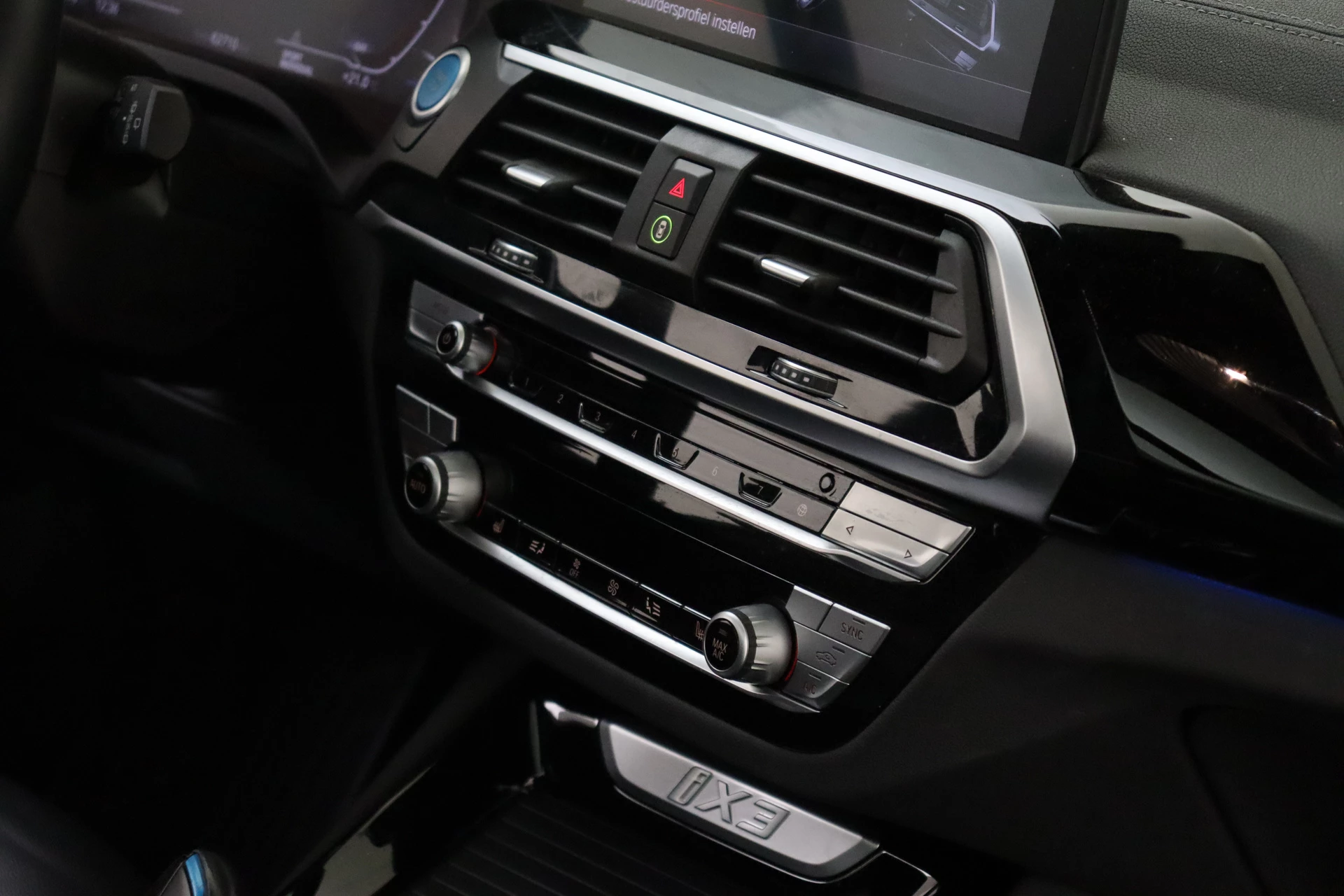 Hoofdafbeelding BMW iX3