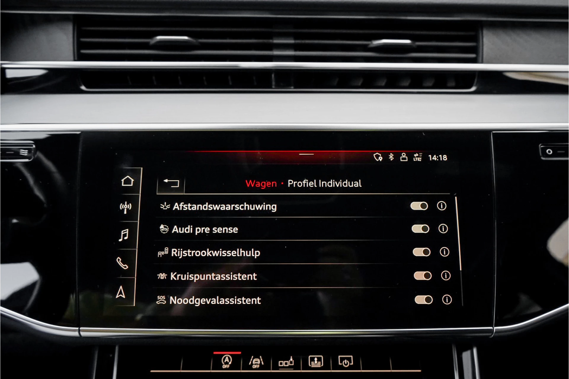 Hoofdafbeelding Audi A8