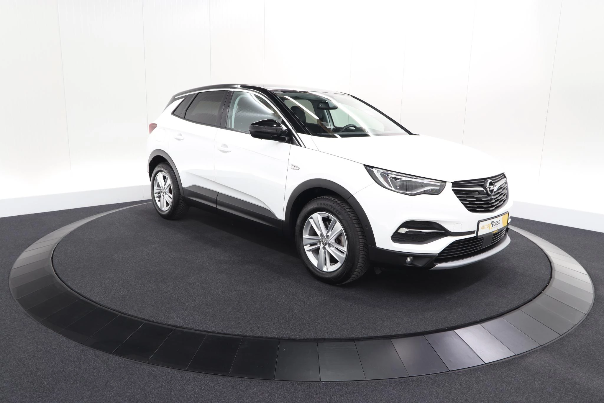 Hoofdafbeelding Opel Grandland X
