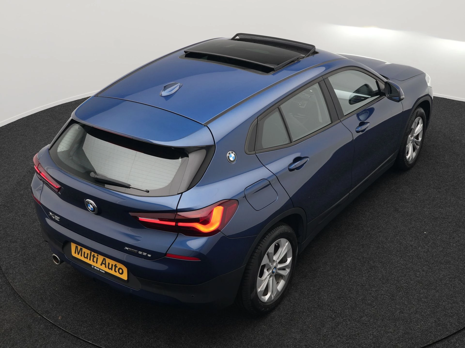 Hoofdafbeelding BMW X2