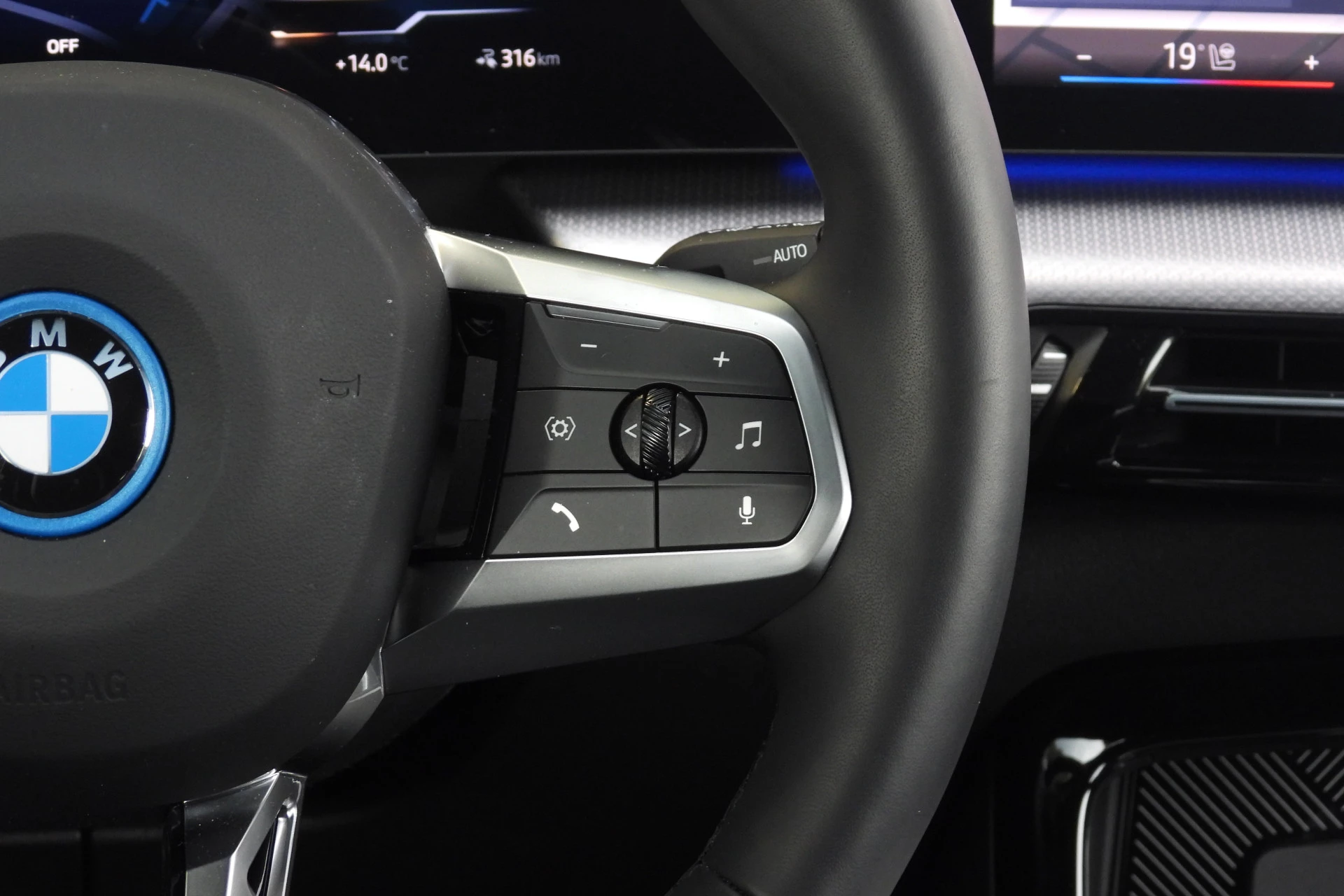 Hoofdafbeelding BMW iX1