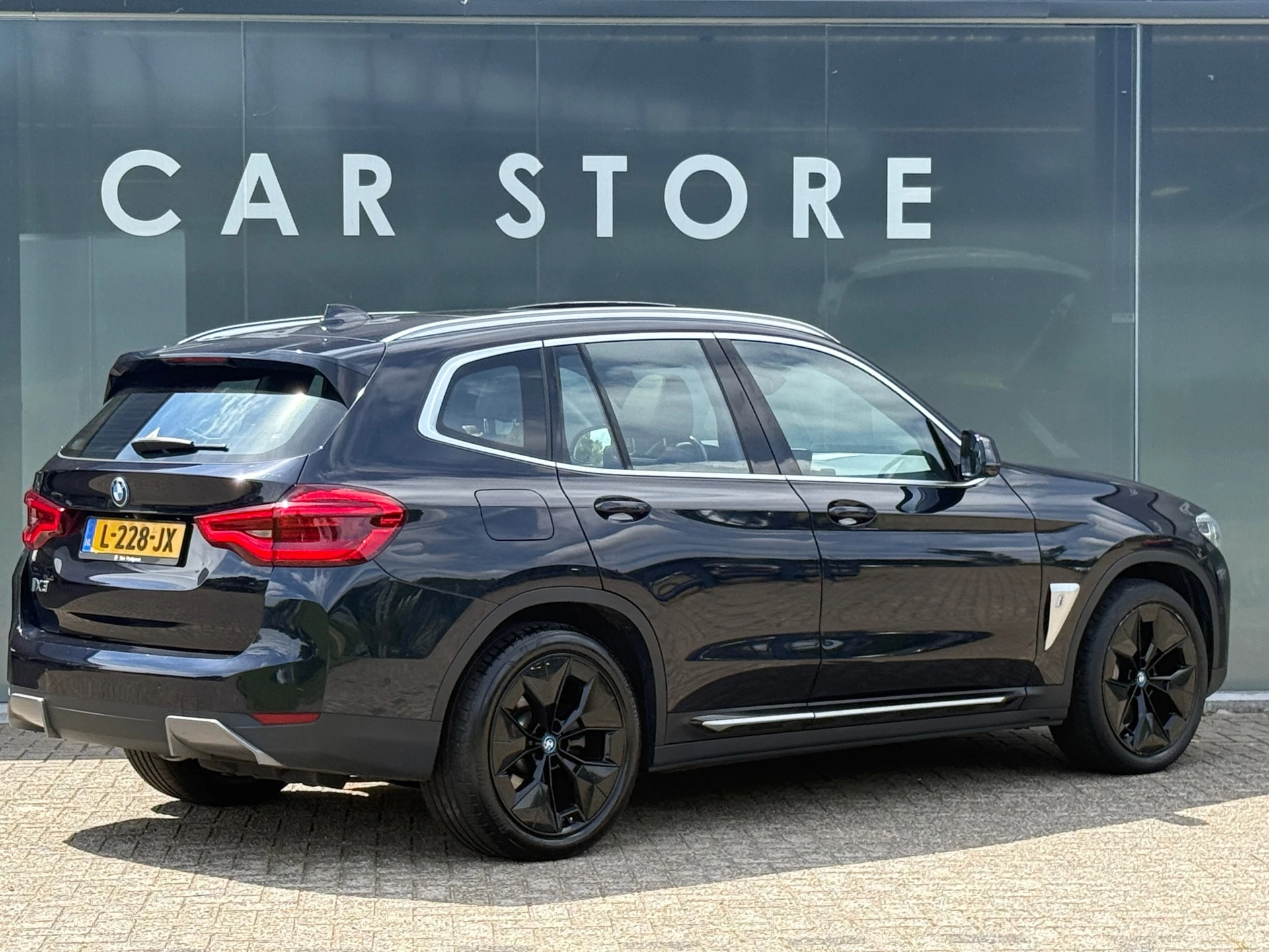 Hoofdafbeelding BMW iX3