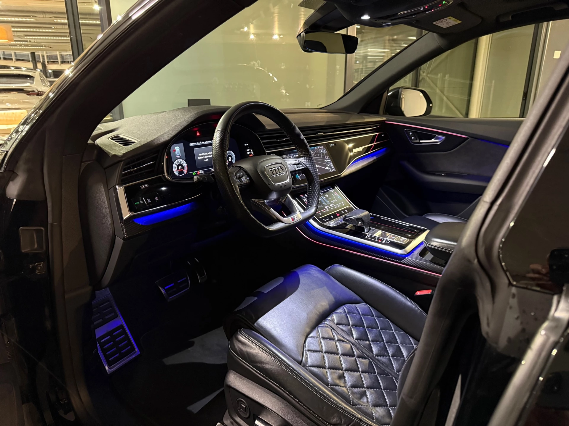 Hoofdafbeelding Audi Q8