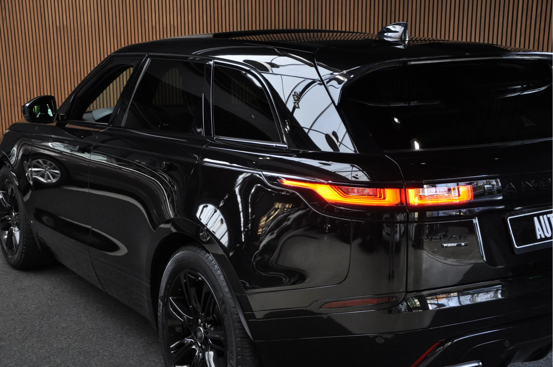 Hoofdafbeelding Land Rover Range Rover Velar