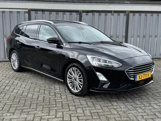 Ford Focus Wagon 1.0 EcoBoost Titanium Panoramadak