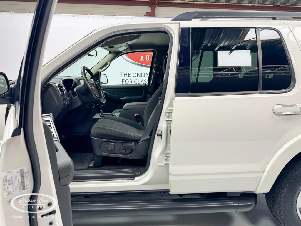 Hoofdafbeelding Ford Explorer