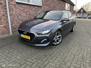 Hoofdafbeelding Hyundai i30 Hyundai i30 1.4 T-GDI Premium