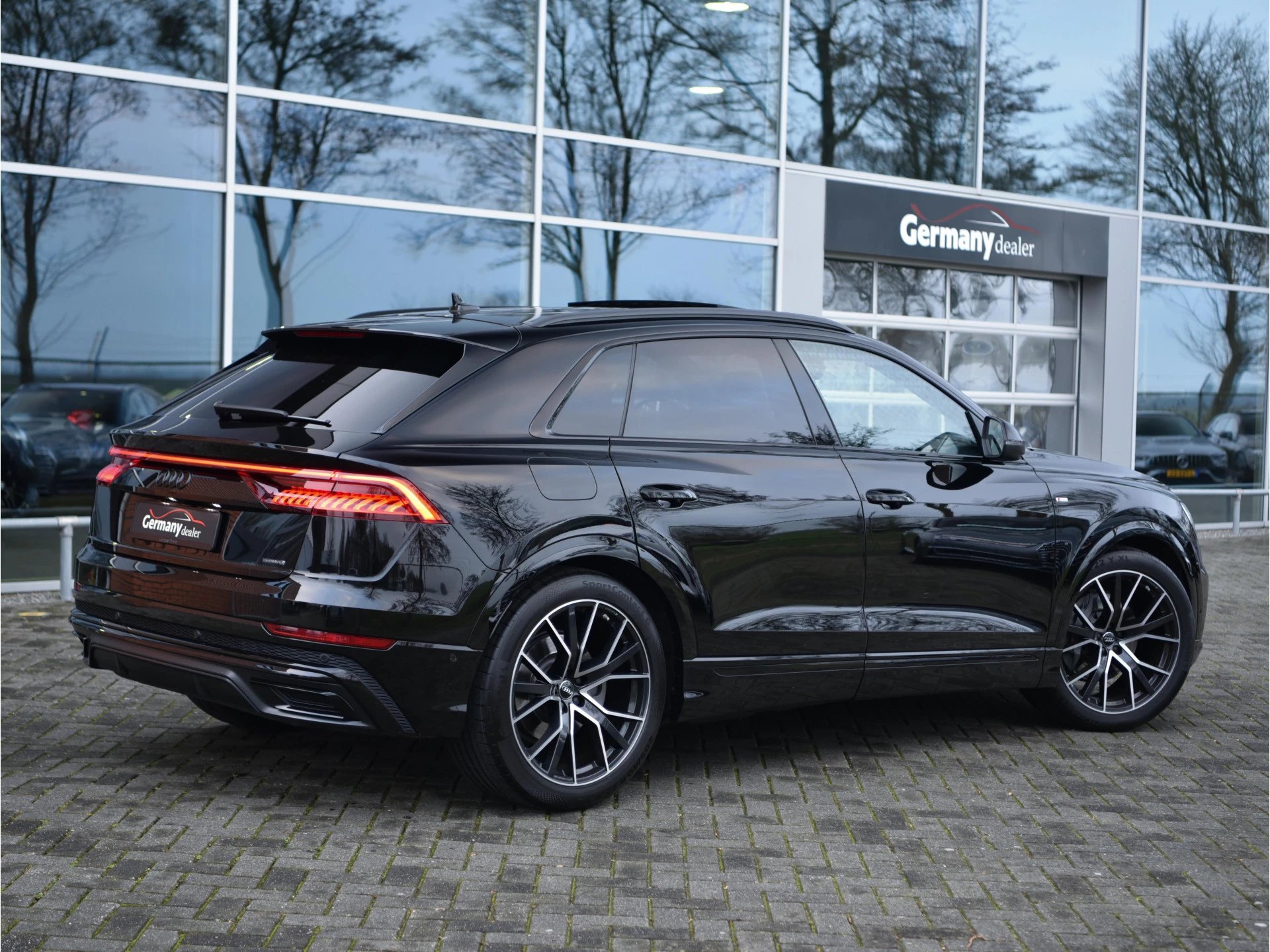 Hoofdafbeelding Audi Q8