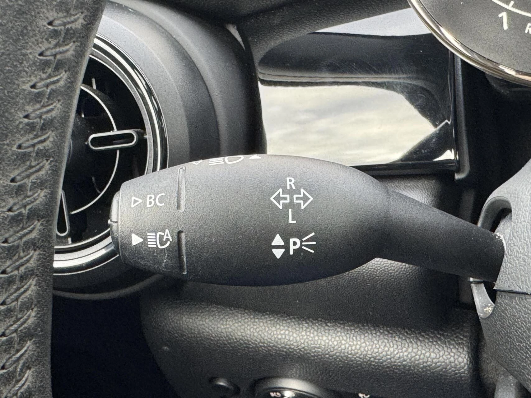 Hoofdafbeelding MINI One