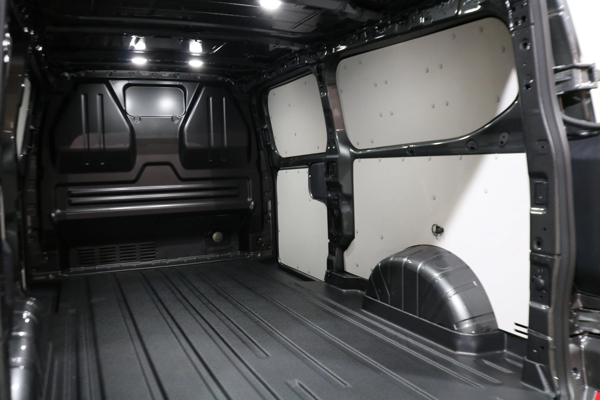 Hoofdafbeelding Ford E-Transit Custom