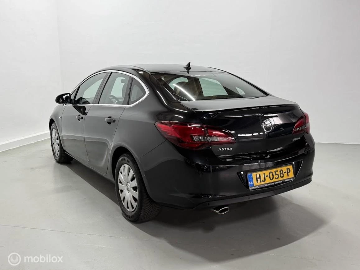 Hoofdafbeelding Opel Astra