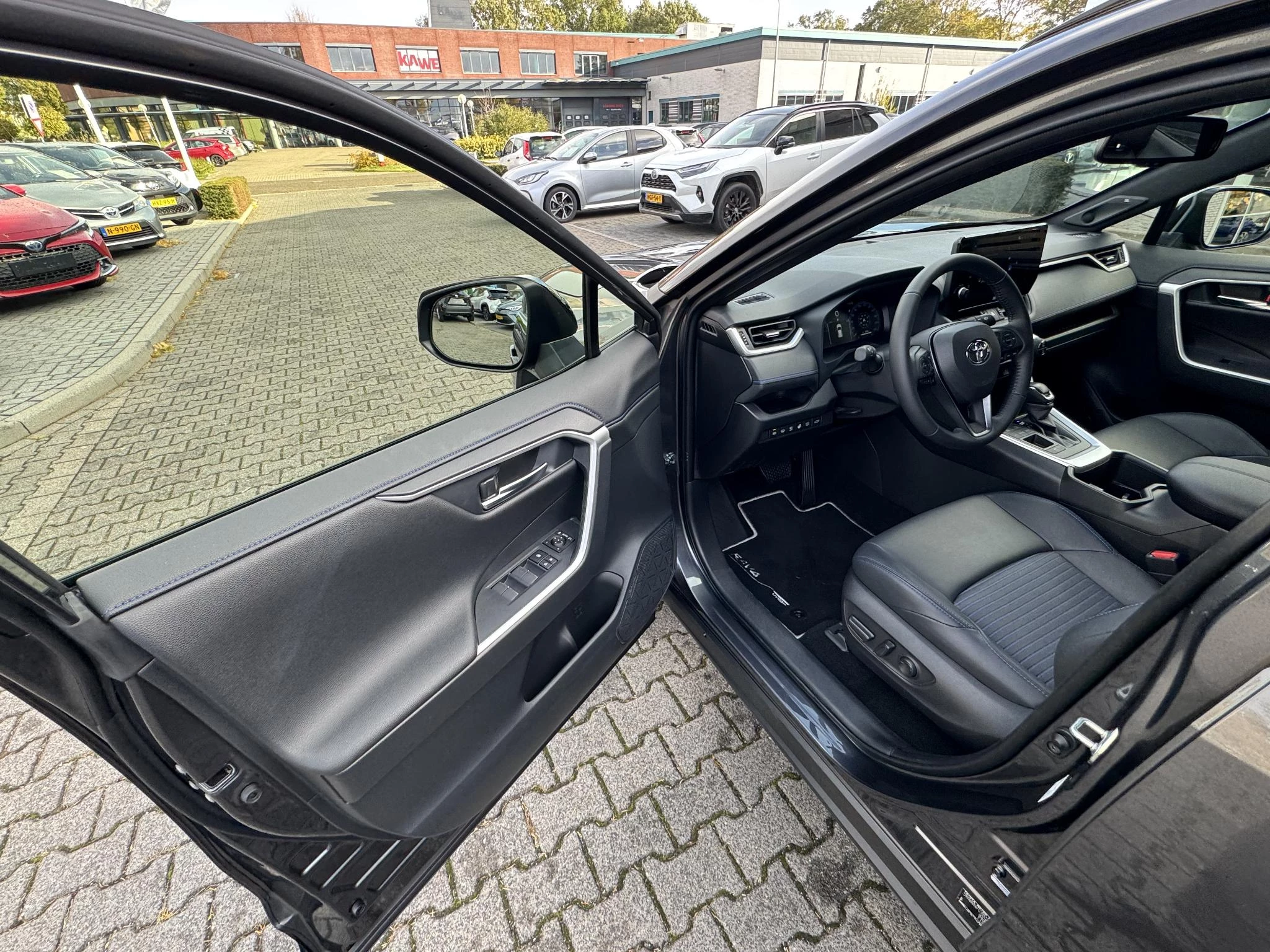 Hoofdafbeelding Toyota RAV4