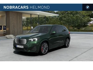 BMW iX1 eDrive20 M Sport / Panoramadak / Achteruitrijcamera / Sportstoelen / M Adaptief onderstel / Adaptieve LED / Parking Assistant / Comfort Access