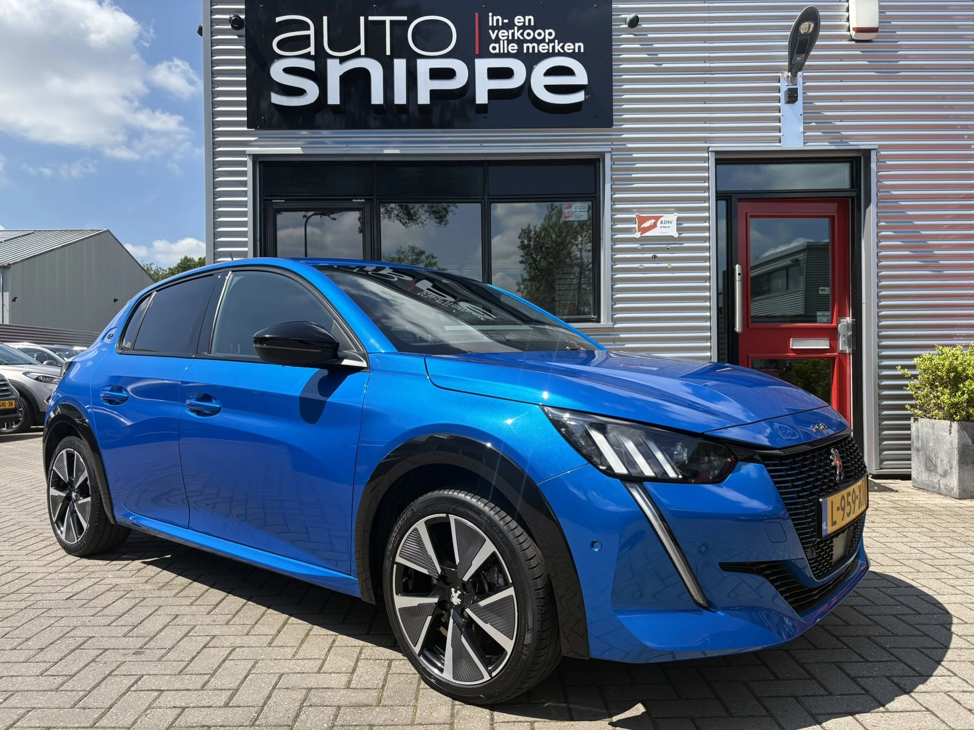 Hoofdafbeelding Peugeot e-208