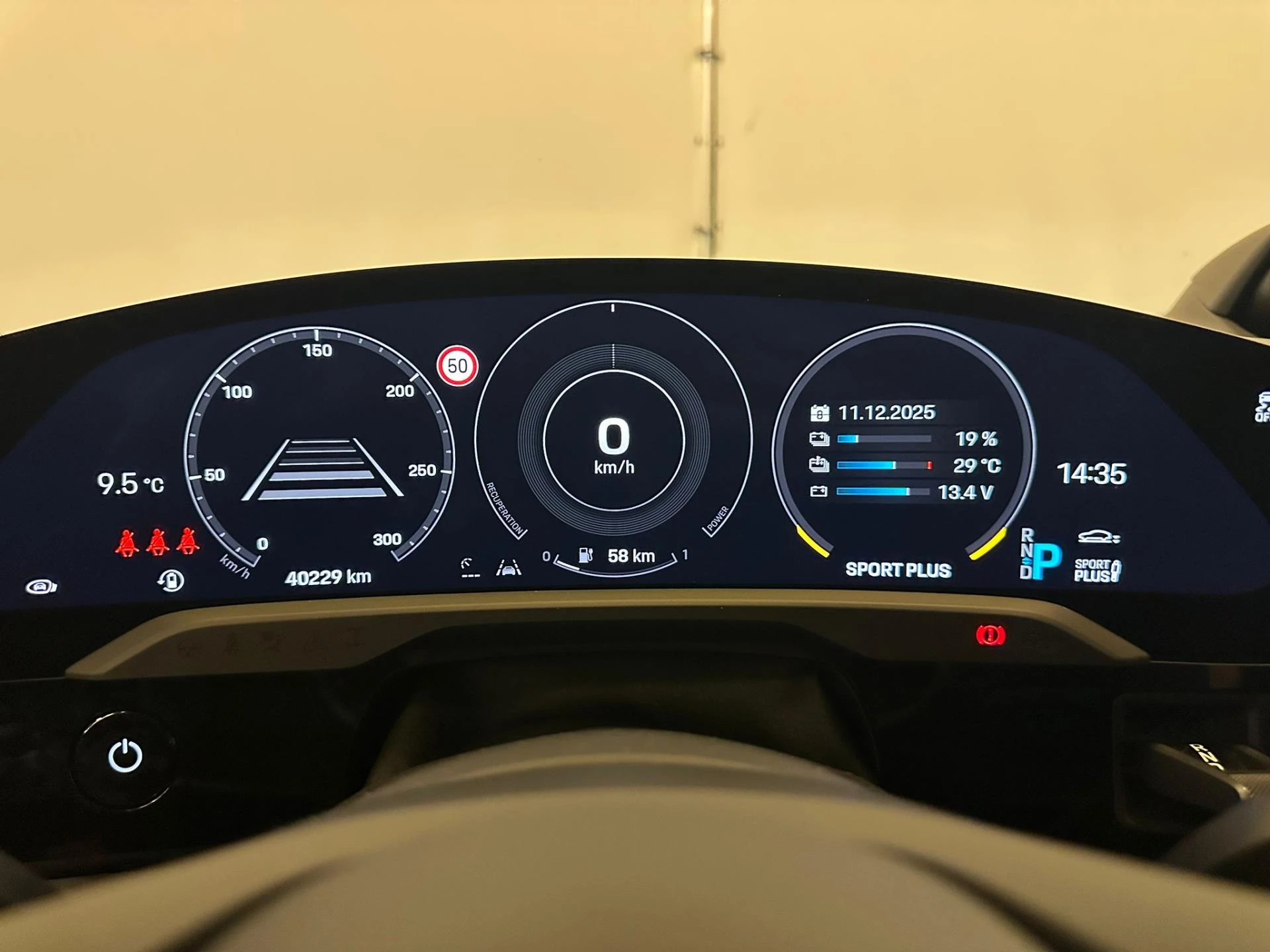 Hoofdafbeelding Porsche Taycan