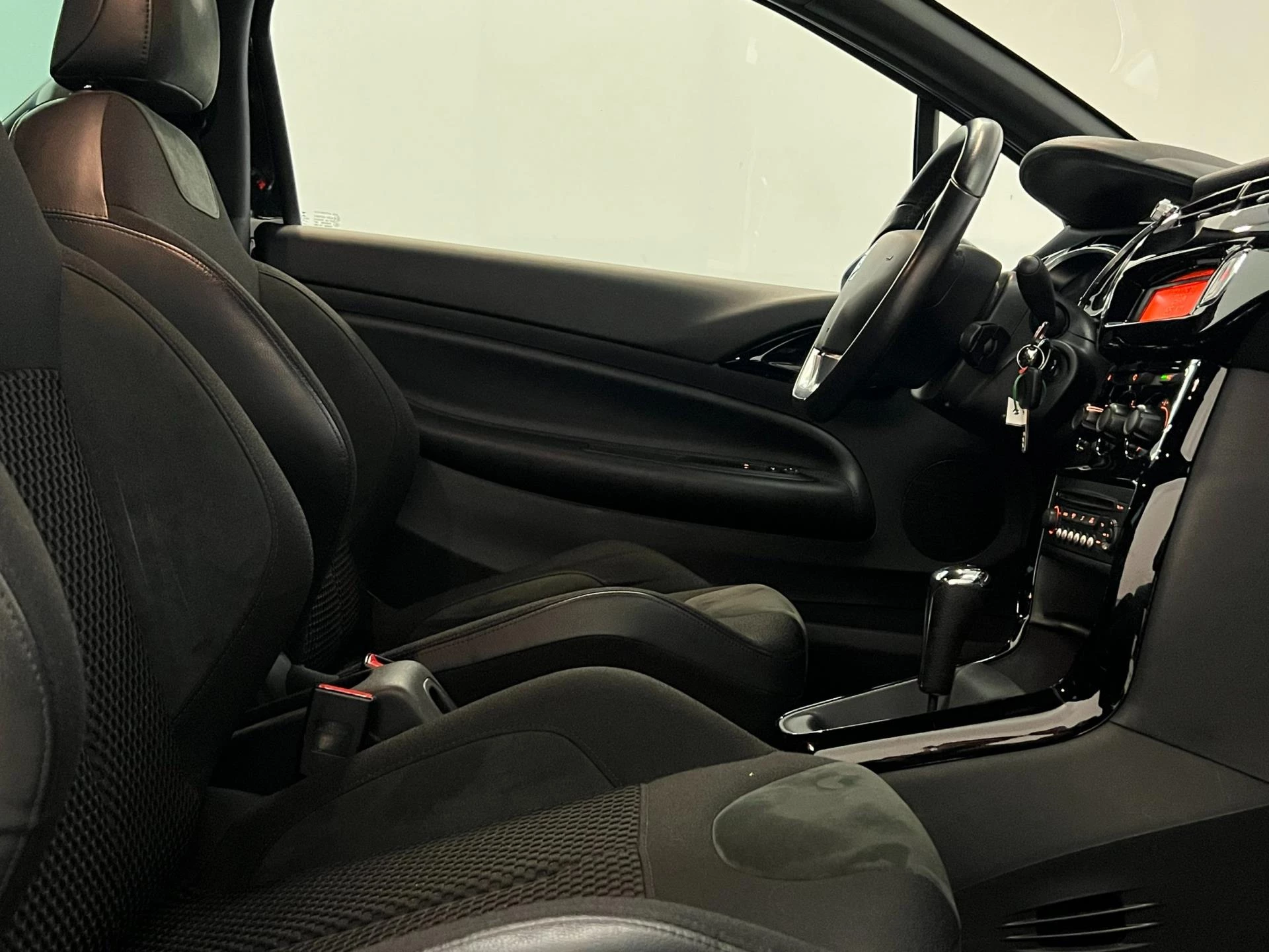 Hoofdafbeelding DS DS 3