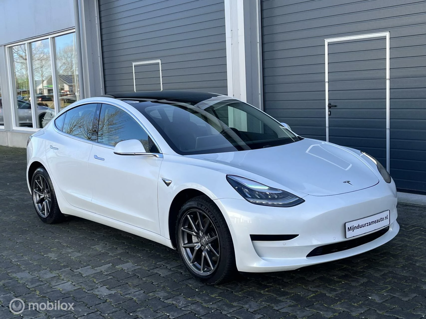 Hoofdafbeelding Tesla Model 3