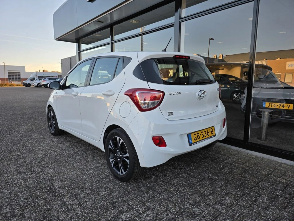 Hoofdafbeelding Hyundai i10