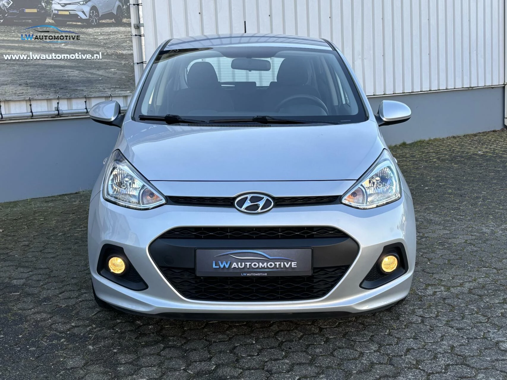 Hoofdafbeelding Hyundai i10