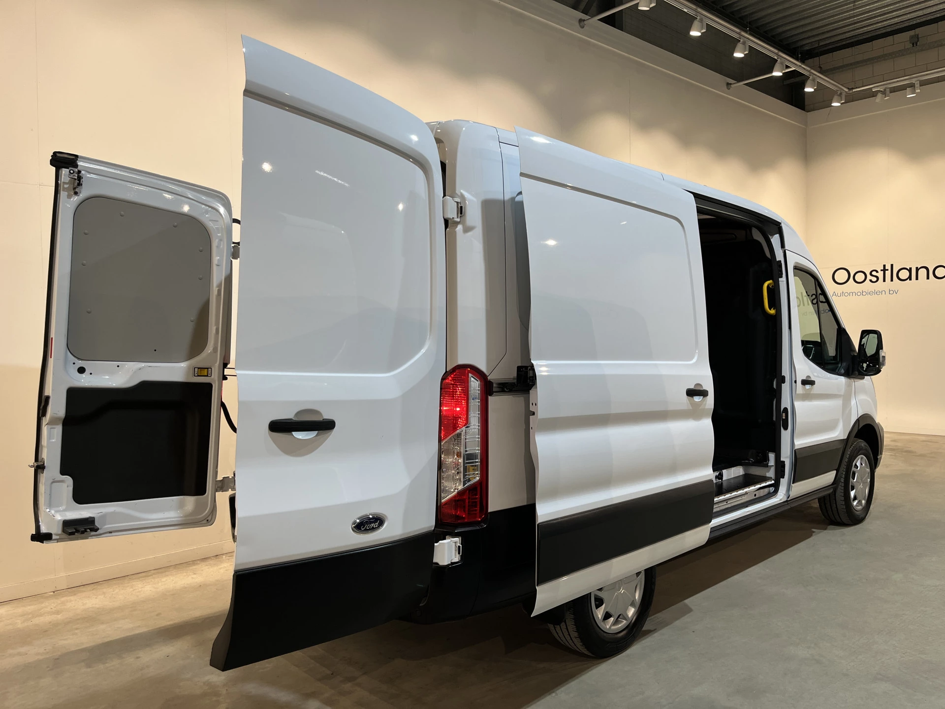 Hoofdafbeelding Ford E-Transit