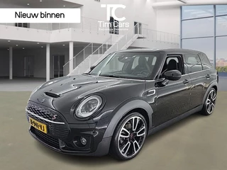 Hoofdafbeelding MINI Clubman Mini Clubman 2.0 Cooper S Rockingham GT Edition Automaat | Panoramadak | HUD | Stoelverwarming | Leer/alcantara | Getint glas | Verwarmde voorruit | Keyless entry | Stuur & stoelverwarming