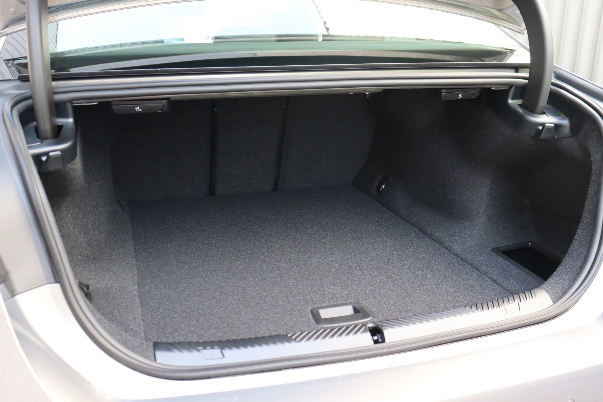 Hoofdafbeelding BMW i5
