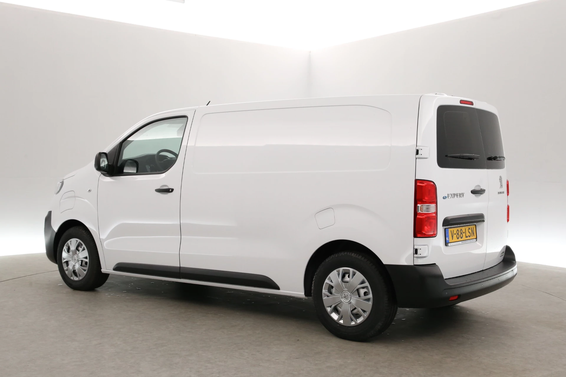 Hoofdafbeelding Peugeot e-Expert