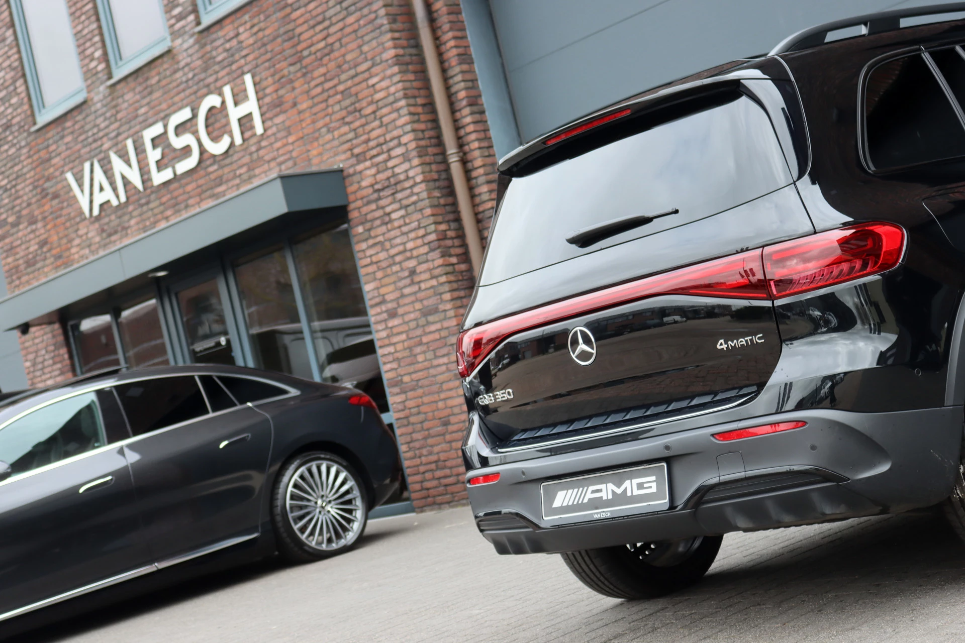 Hoofdafbeelding Mercedes-Benz EQB