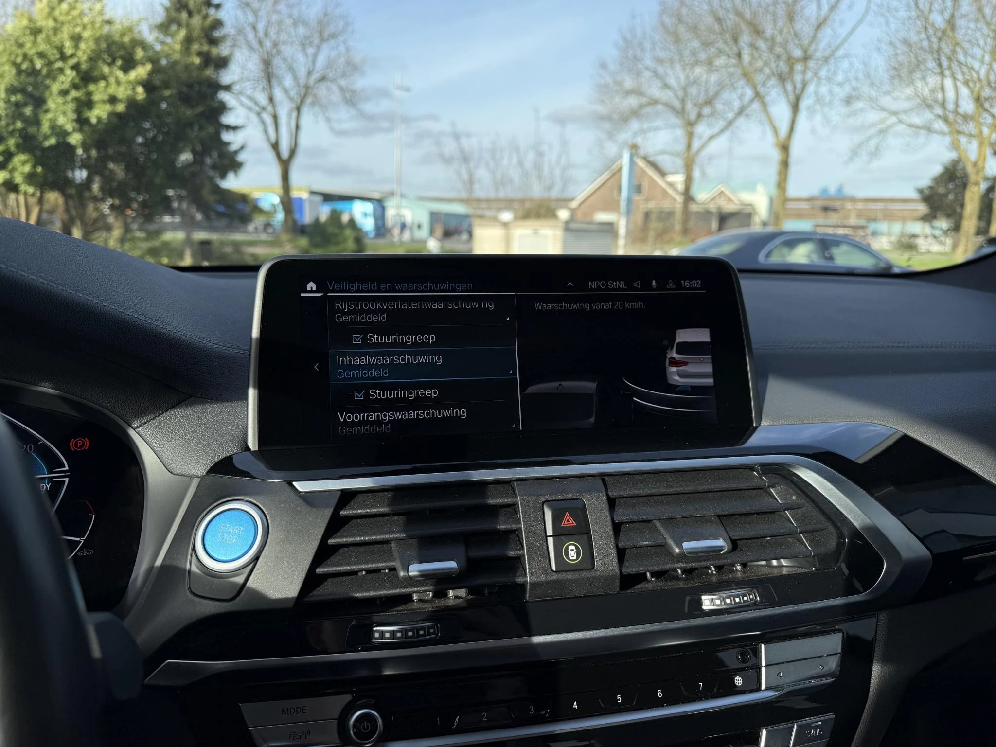 Hoofdafbeelding BMW iX3