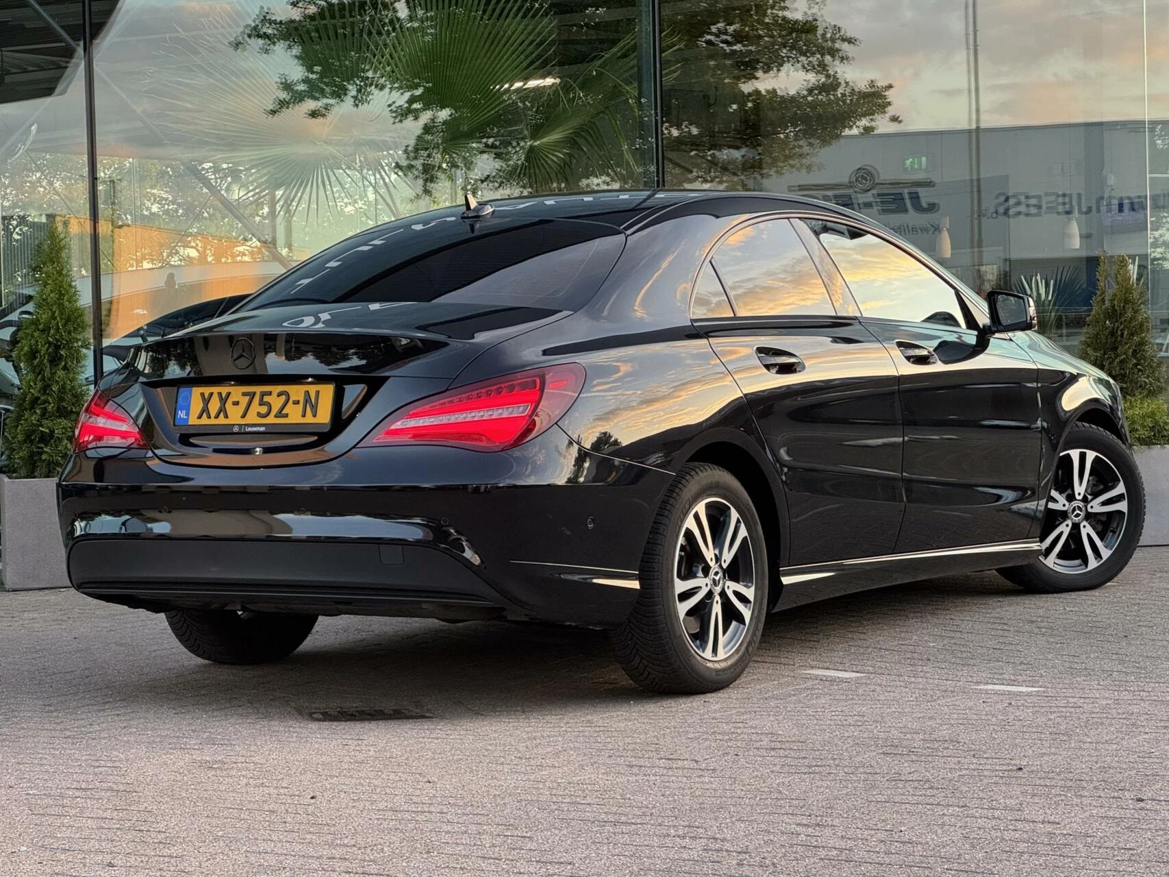 Hoofdafbeelding Mercedes-Benz CLA