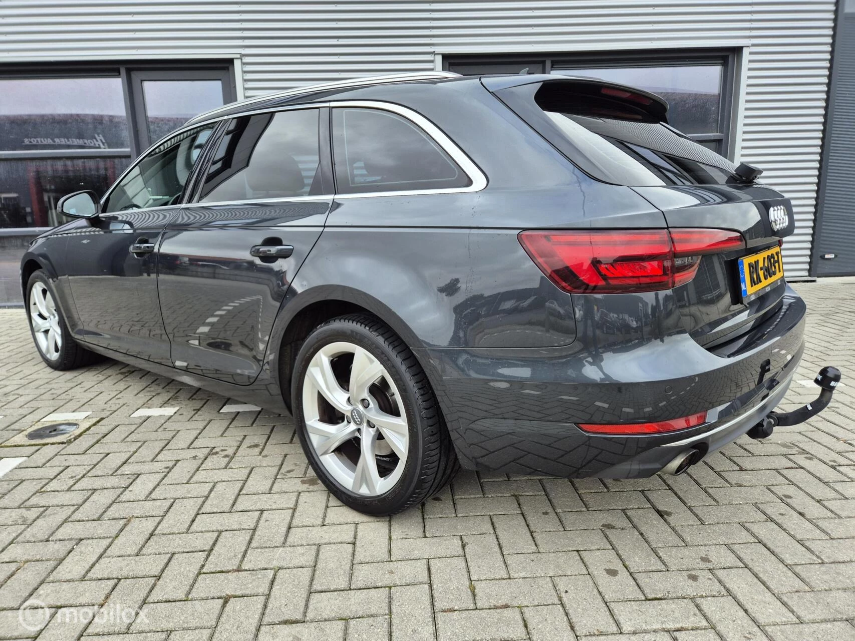 Hoofdafbeelding Audi A4