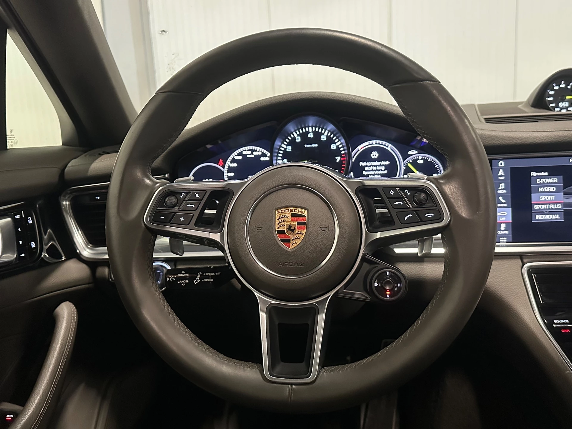 Hoofdafbeelding Porsche Panamera