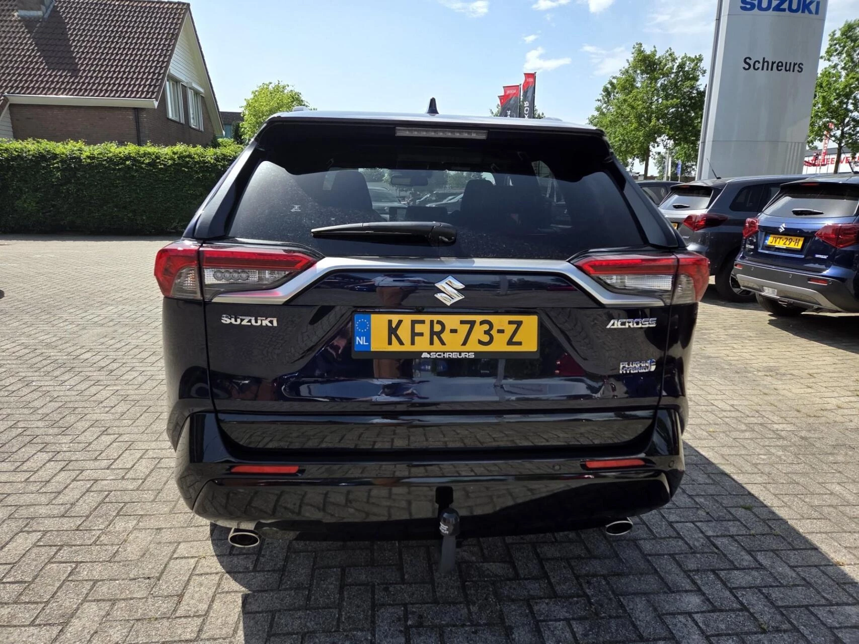 Hoofdafbeelding Suzuki Across