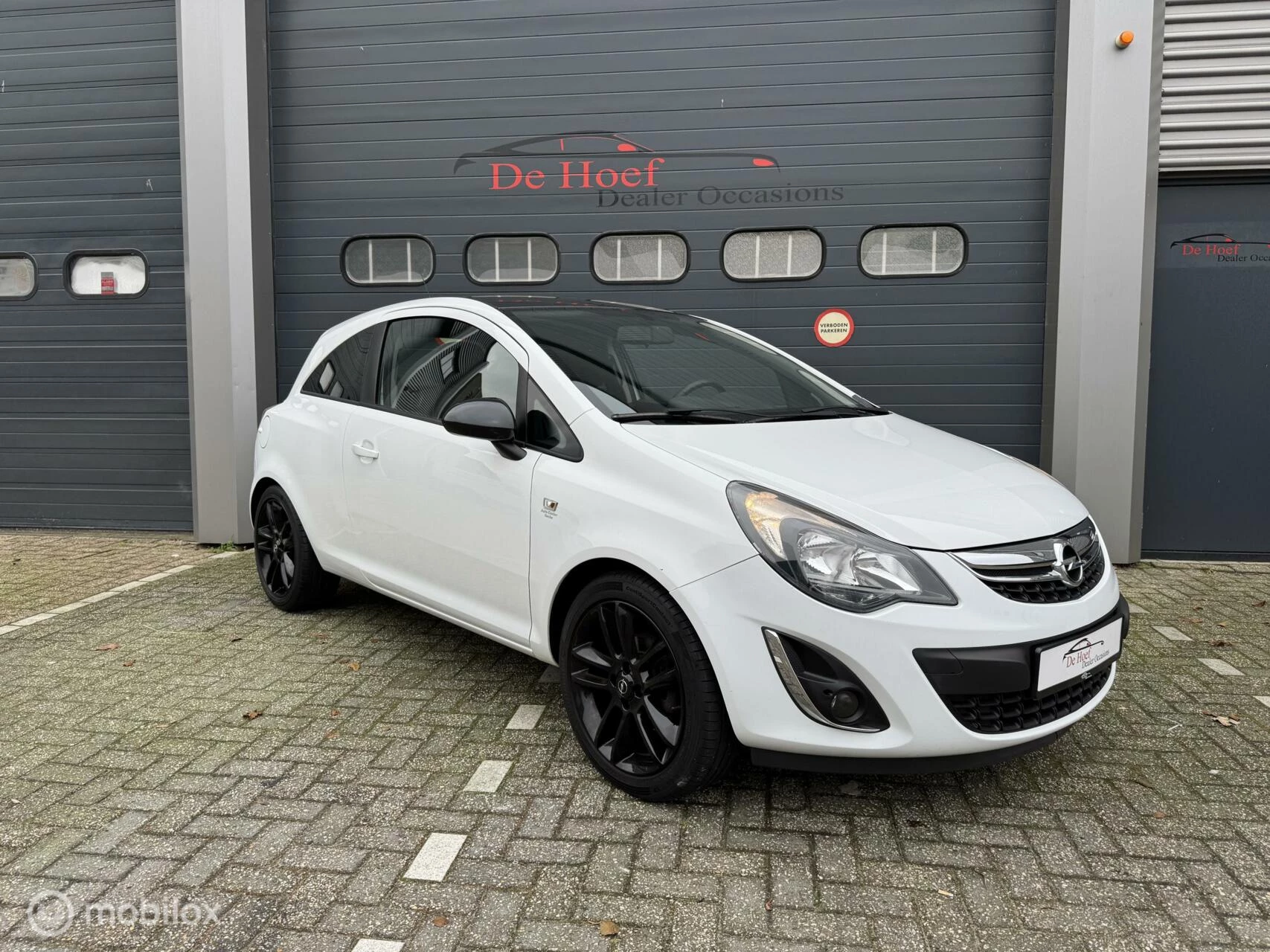 Hoofdafbeelding Opel Corsa