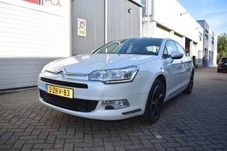 Hoofdafbeelding Citroën C5 Citroën C5 1.6 THP Confort Aut. 67.000 Km. 2e eig. 157 Pk.