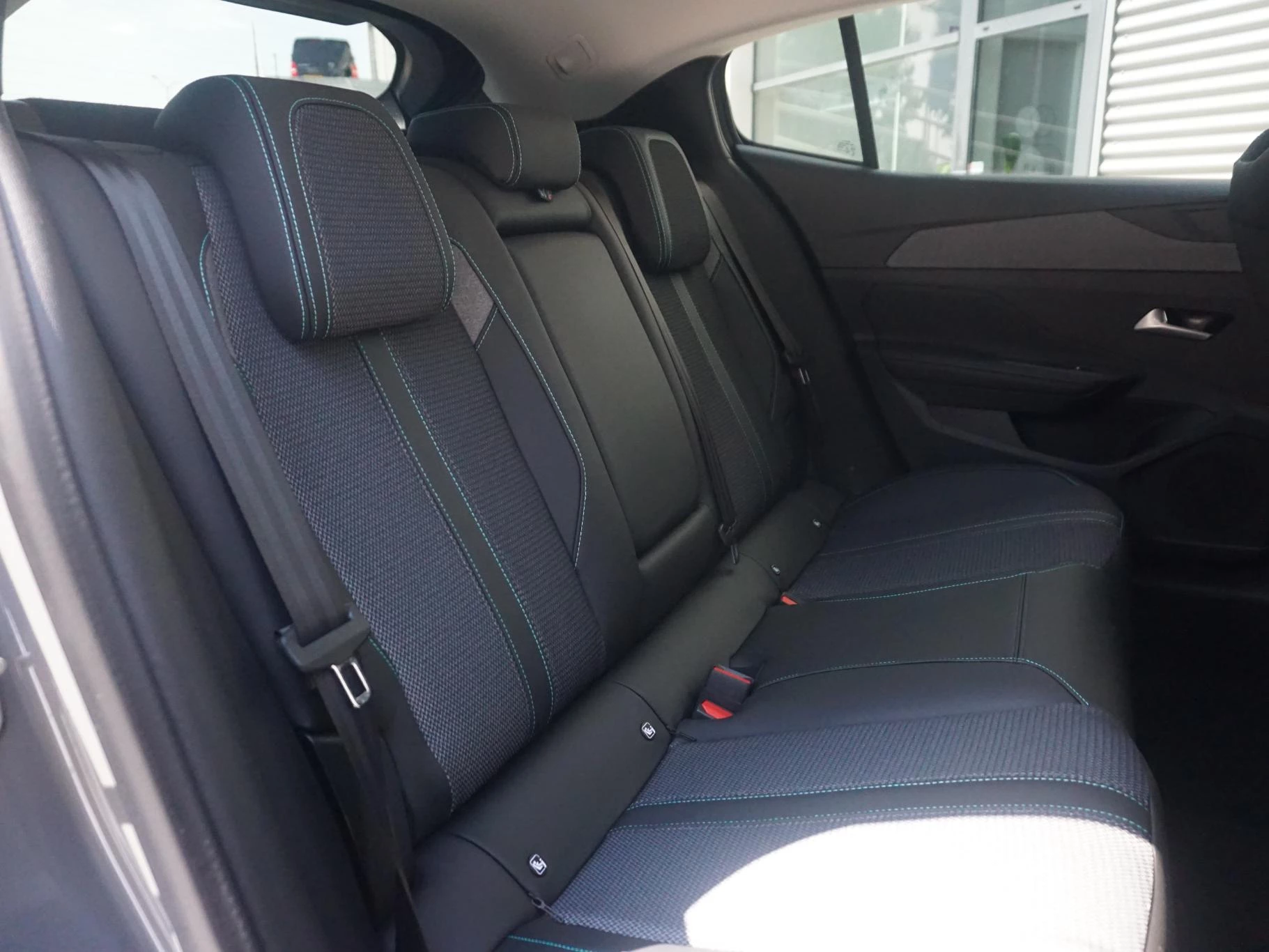 Hoofdafbeelding Peugeot 408