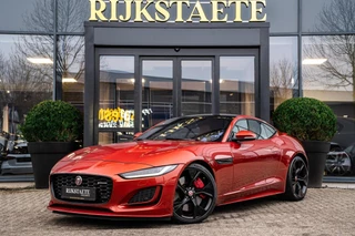 Hoofdafbeelding Jaguar F-Type Jaguar F-type P380 R-Dynamic AWD|PANO|MERIDIAN|ALCANTARA|20'