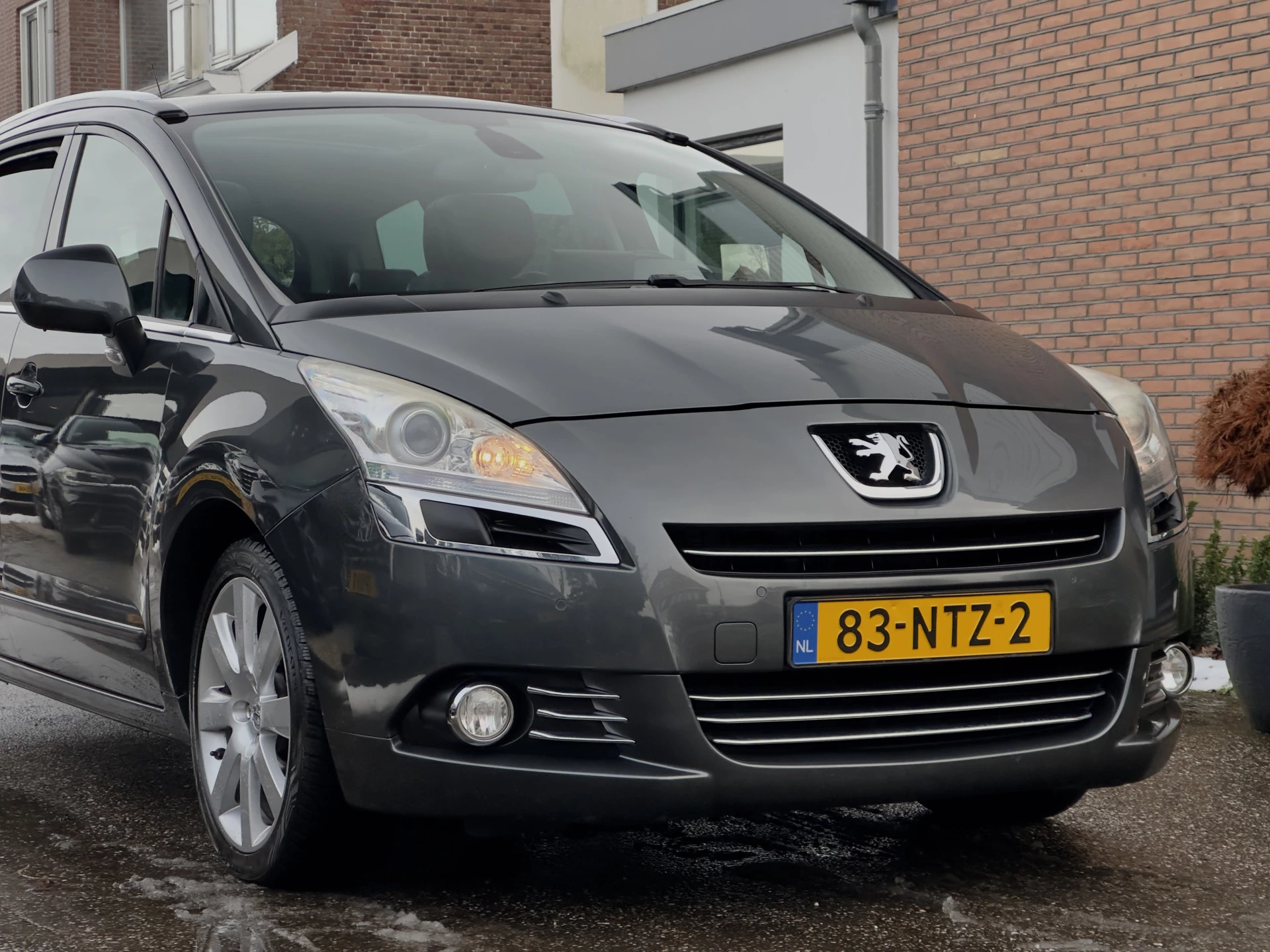 Hoofdafbeelding Peugeot 5008