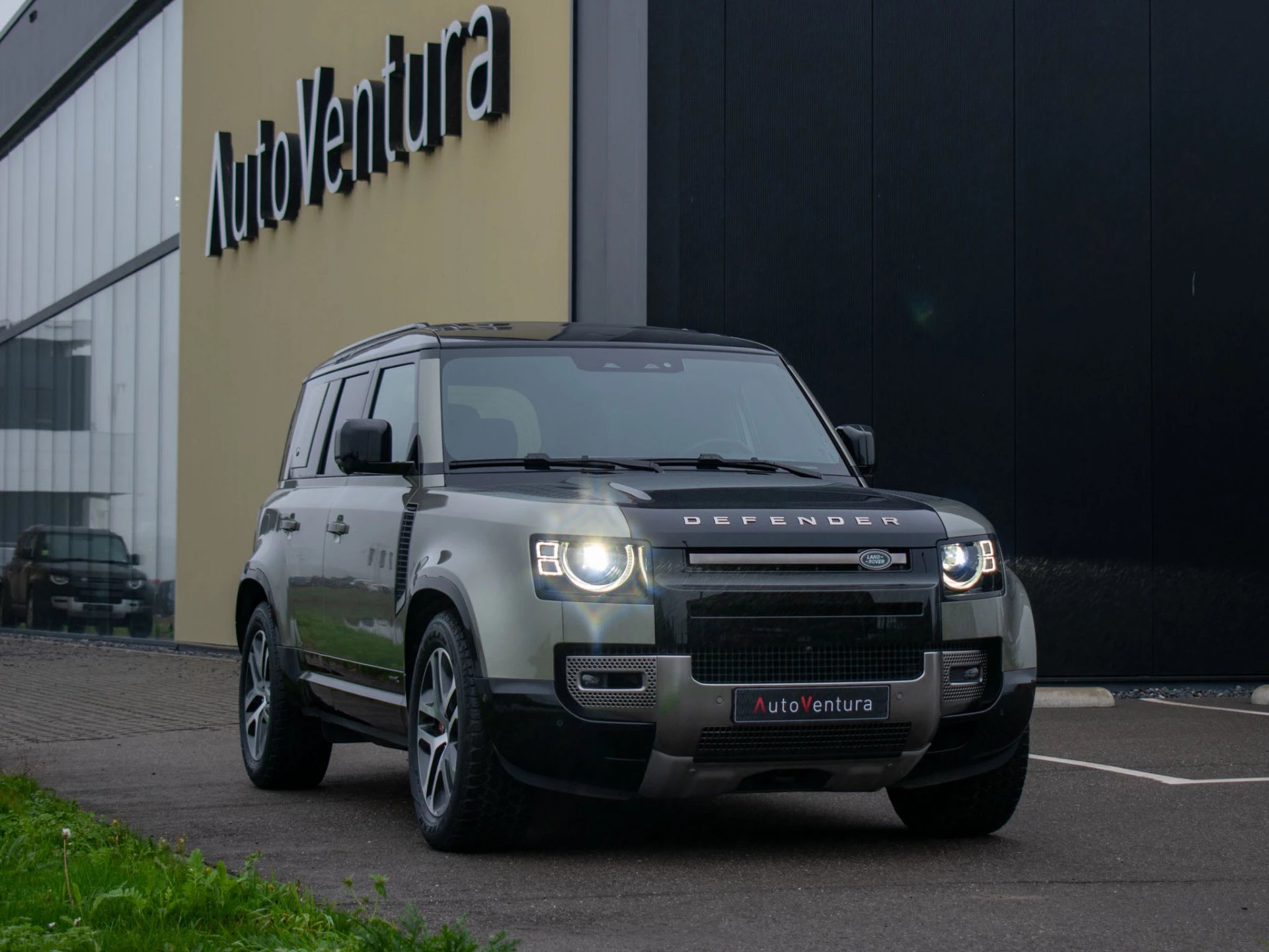 Hoofdafbeelding Land Rover Defender