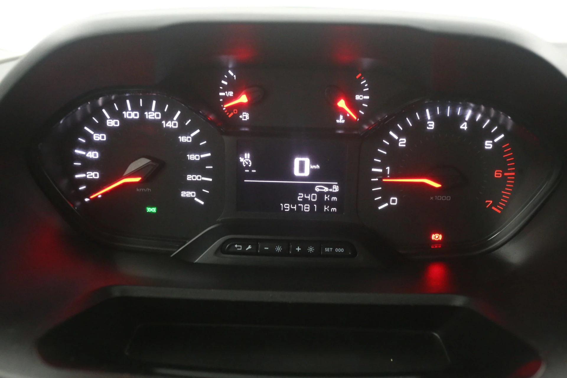 Hoofdafbeelding Peugeot Partner
