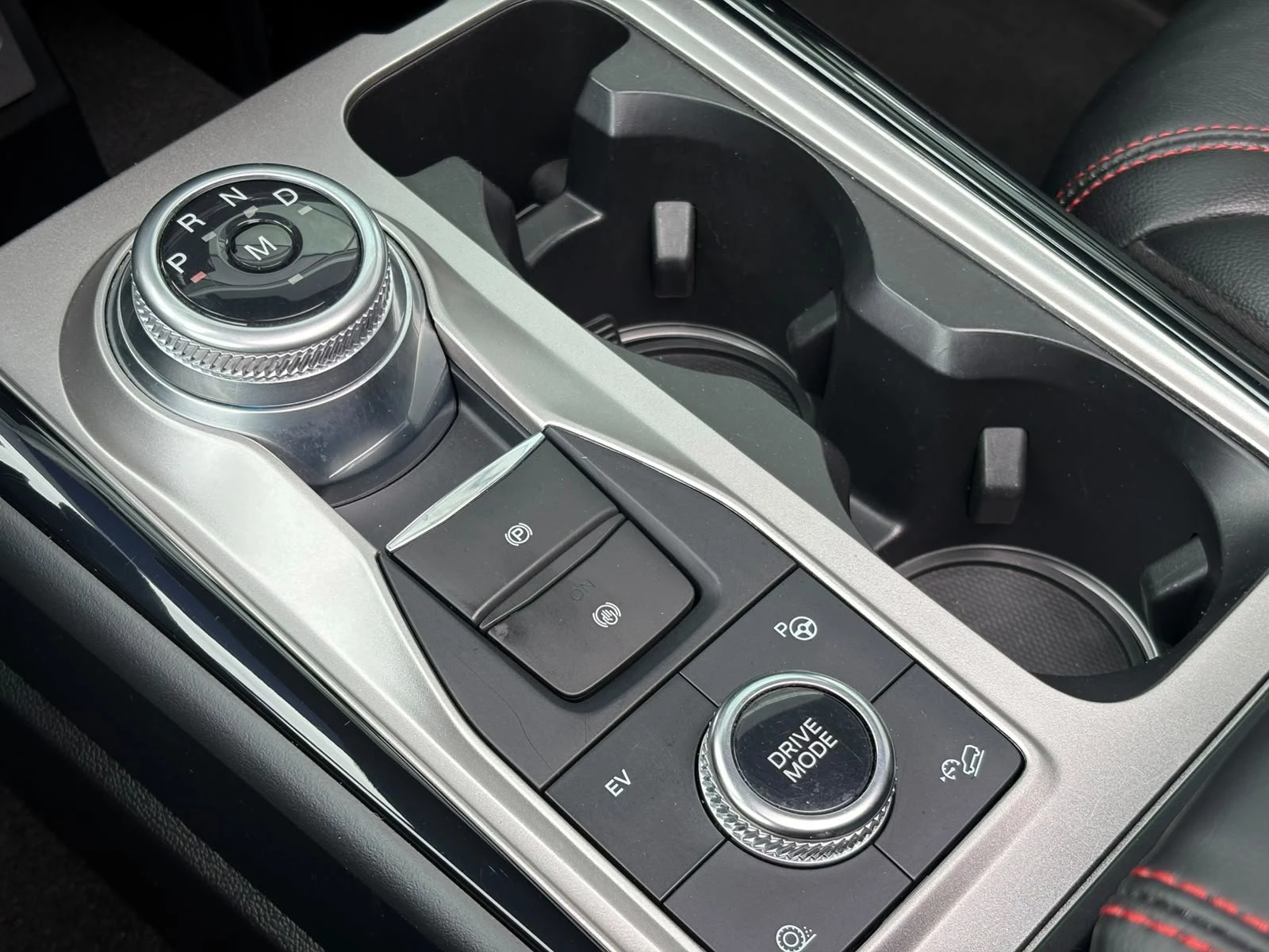 Hoofdafbeelding Ford Explorer