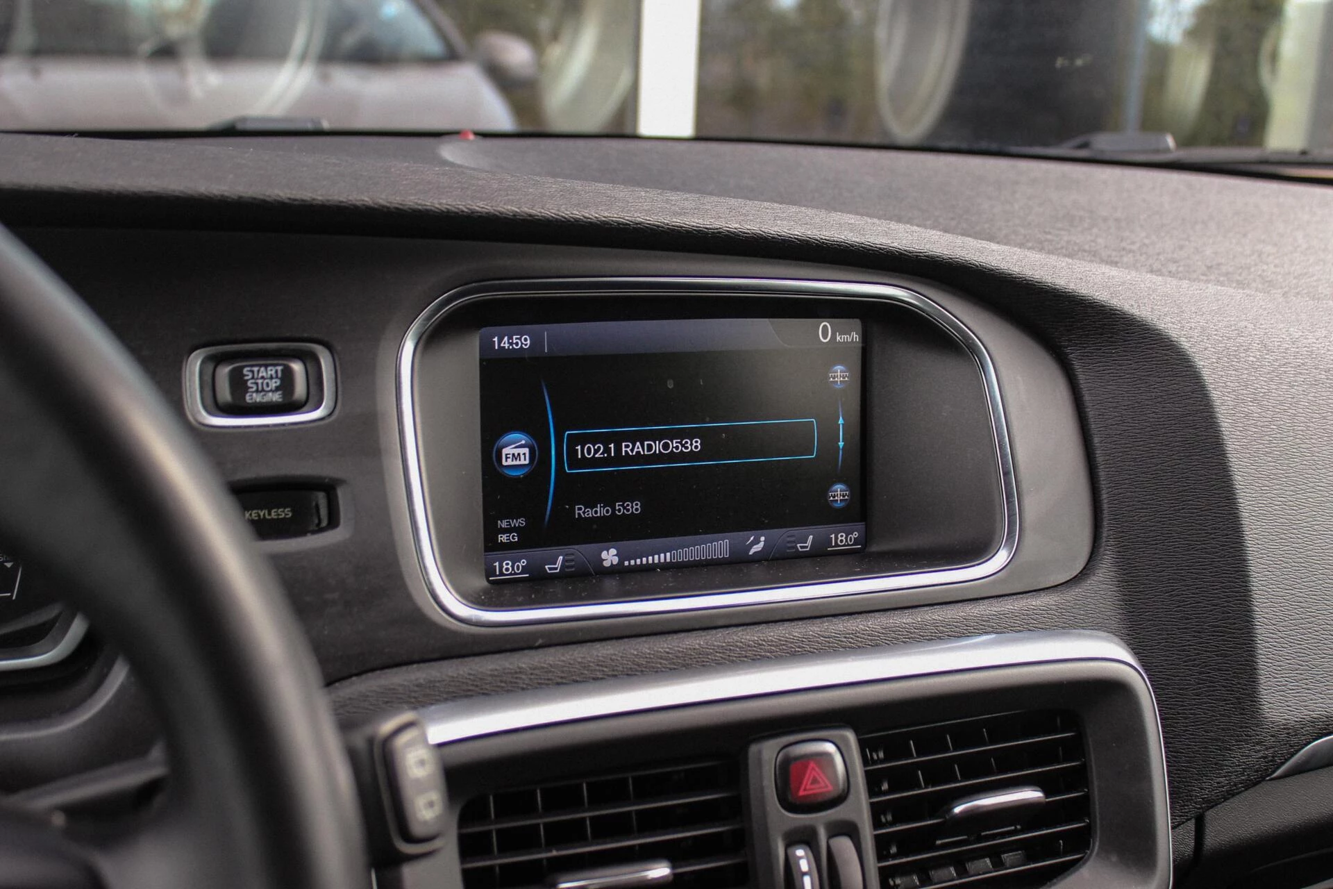 Hoofdafbeelding Volvo V40