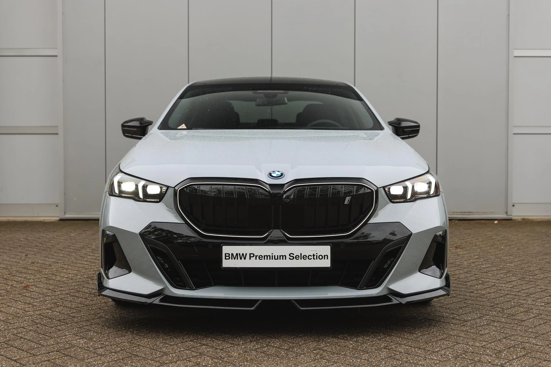 Hoofdafbeelding BMW i5