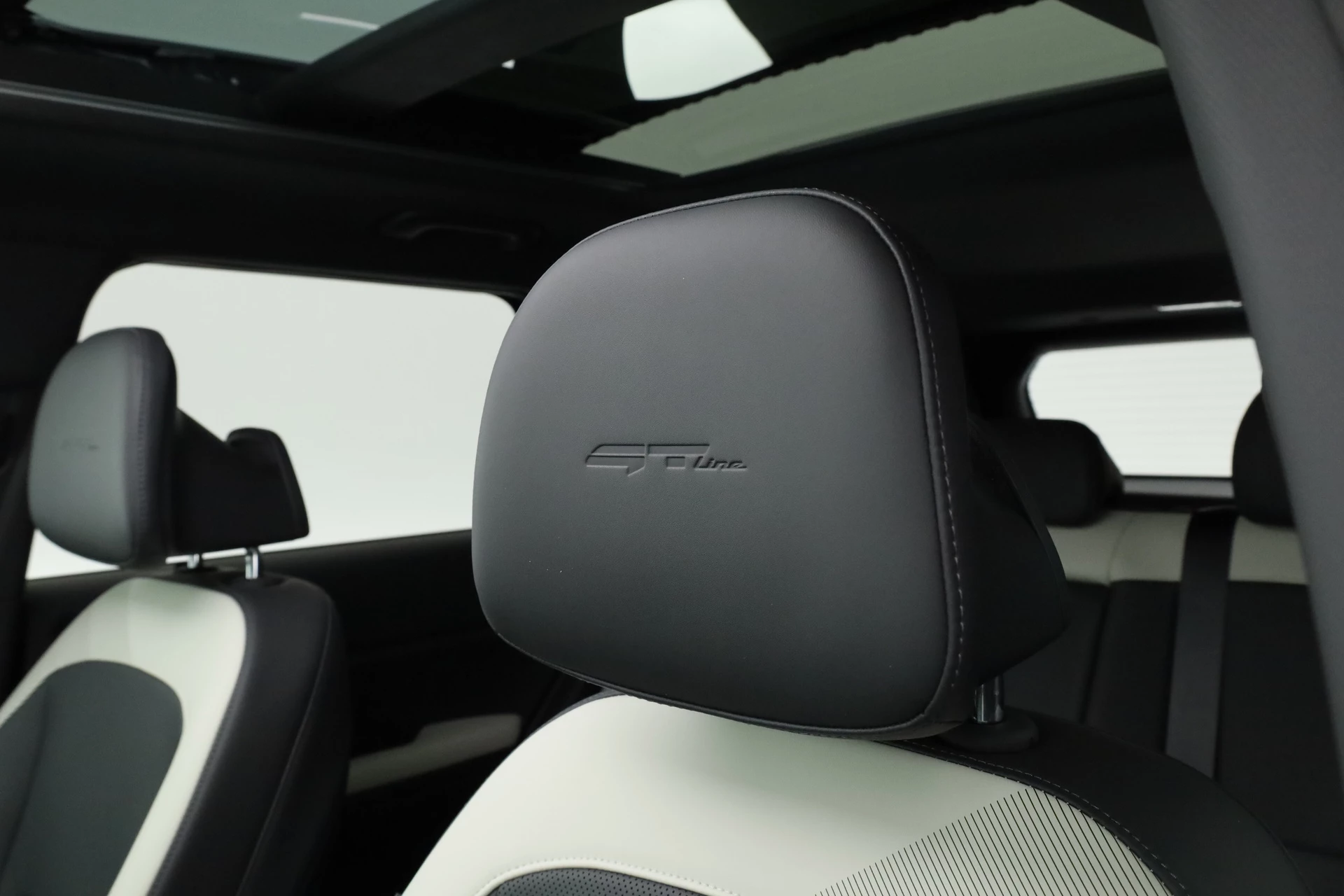 Hoofdafbeelding Kia EV5