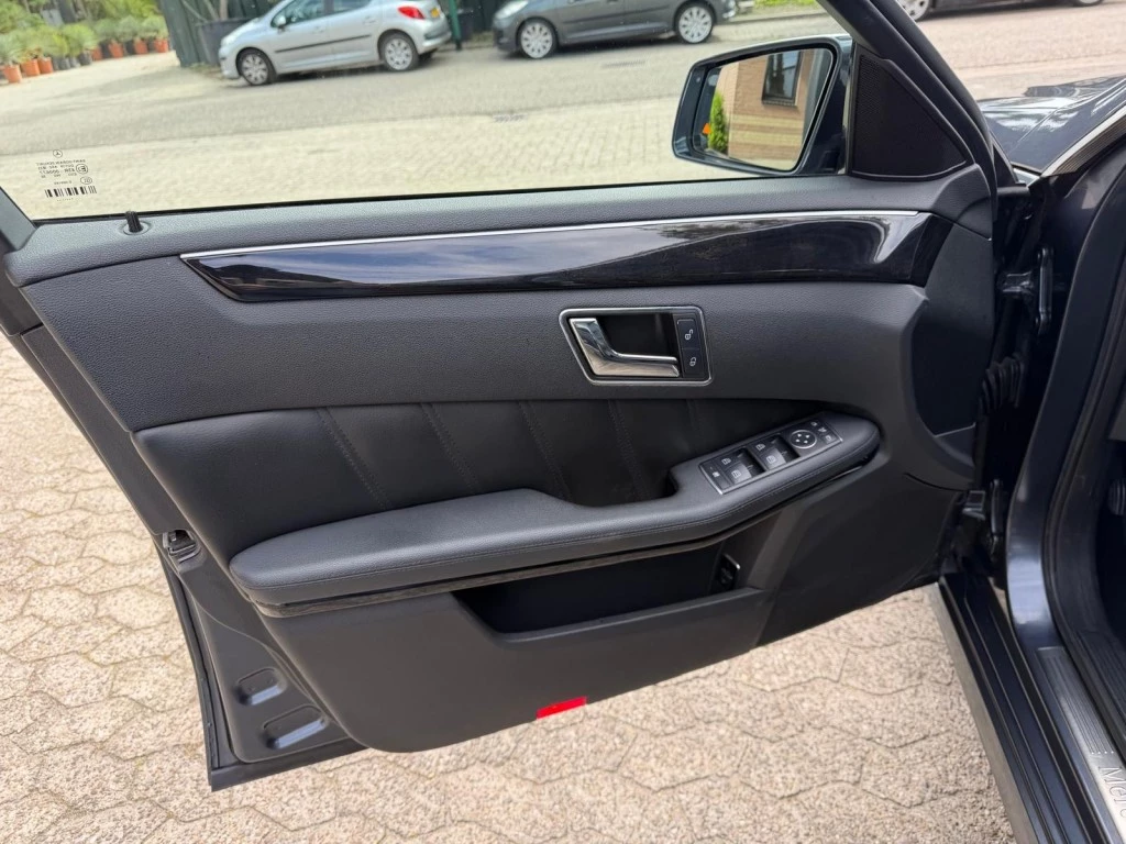 Hoofdafbeelding Mercedes-Benz E-Klasse