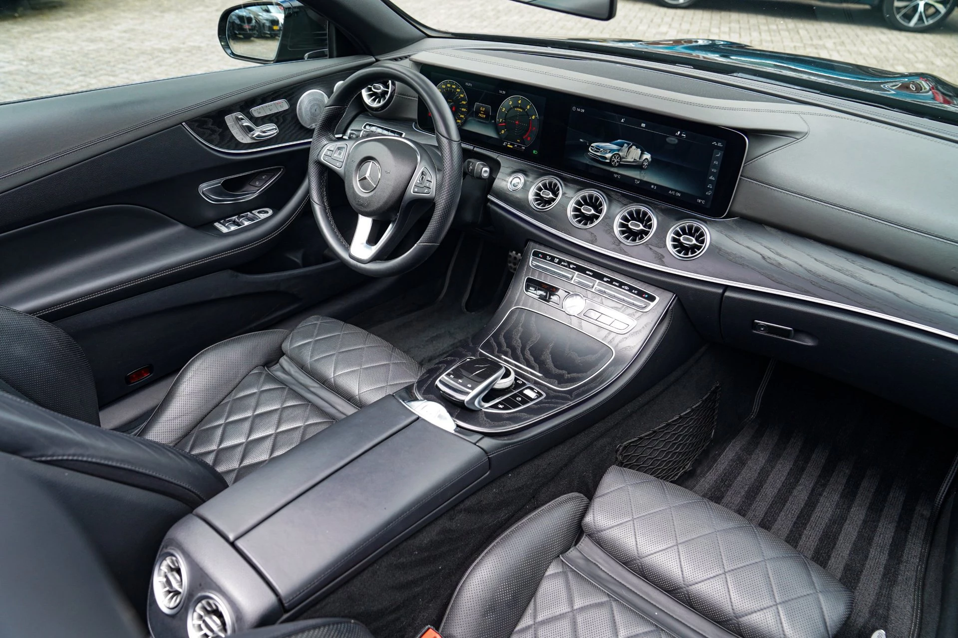 Hoofdafbeelding Mercedes-Benz E-Klasse