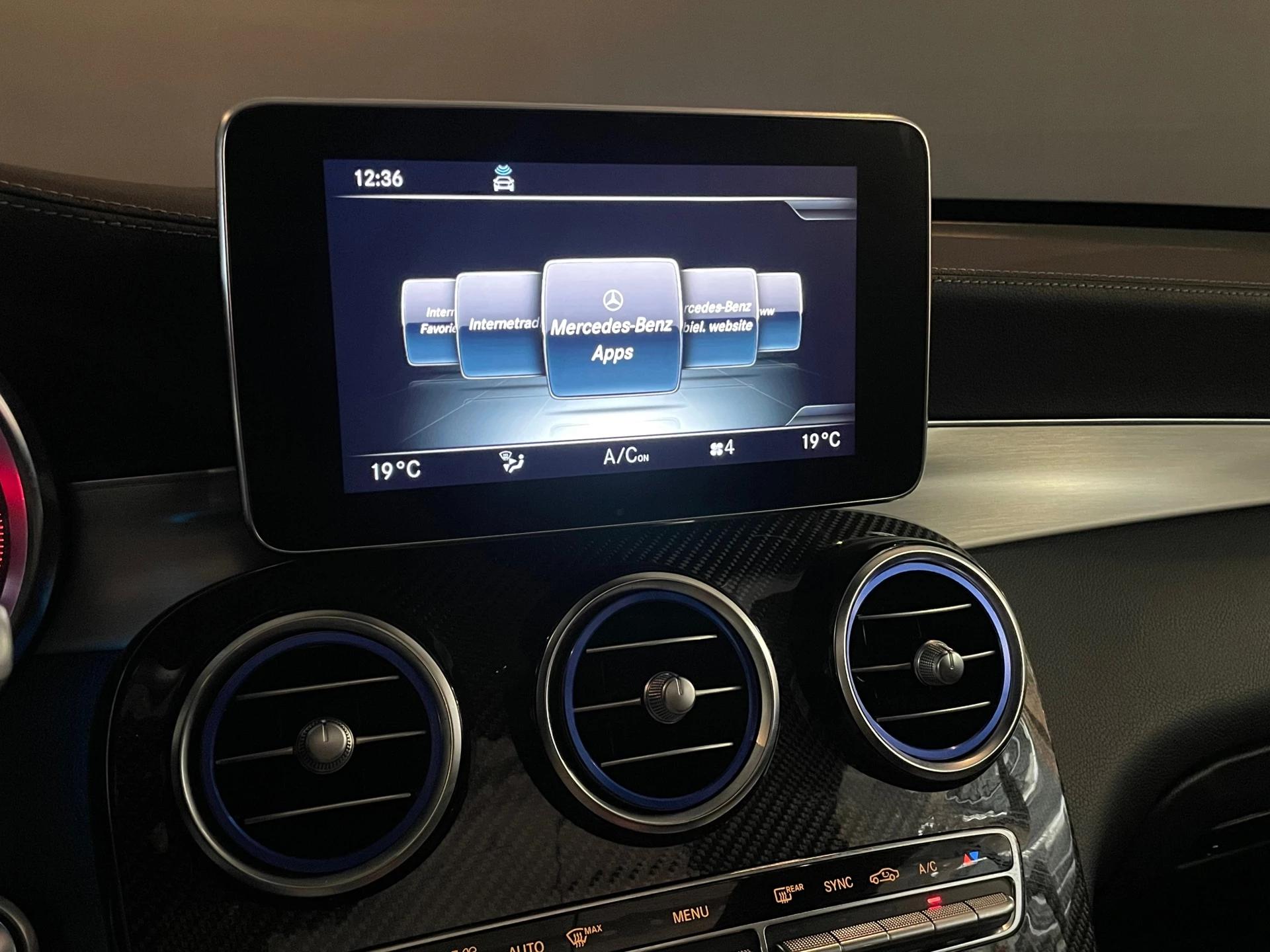 Hoofdafbeelding Mercedes-Benz GLC