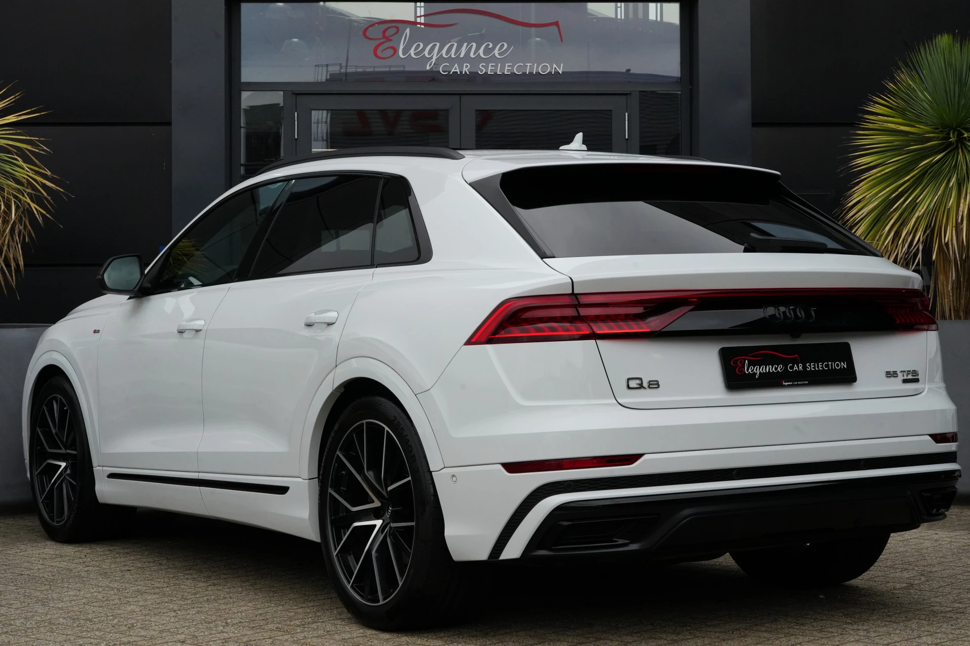 Hoofdafbeelding Audi Q8